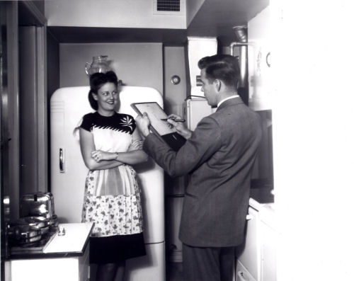 1940 Enumerator in the Kitchen, source US Census